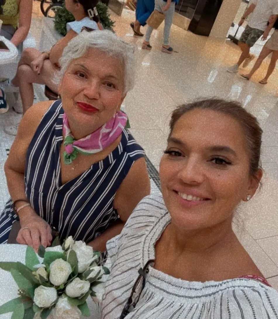 2 yaşında babasını kaybeden Demet Akalın “Yaşayamadığımız yıllar için” deyip paylaştı! Takipçilerini hüzne boğdu - 12