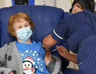 Dünyanın gözü İngiltere'de! Koronavirüste tarihi gün! Aşı kampanyası başladı