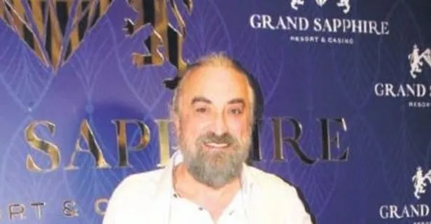 Volkan Konak karavanla geziyor