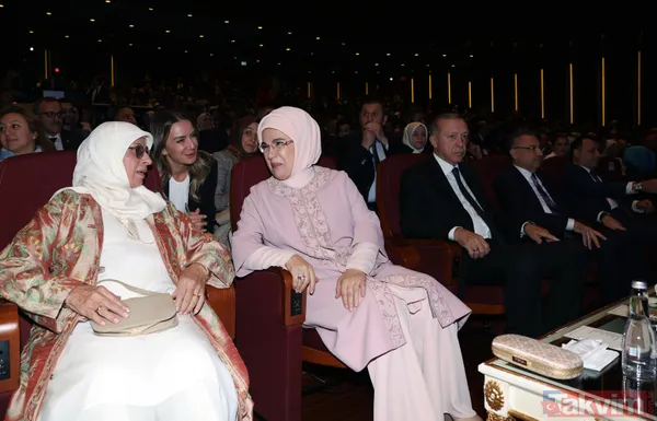 SON DAKİKA: Başkan Recep Tayyip Erdoğan Yusuf İslam'ın (Cat Stevens) Beştepe'deki konserini izledi! Yusuf İslam Erdoğan'a gitarını hediye etti - 8