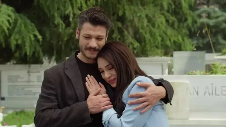 inci-taneleri-2-sezon-1-bolum-fragmani-yeni-bolumde-azem-ve-piraye-aski-1725940683080.jpeg İnci Taneleri 2. sezon 1. bölüm fragmanı: Yeni bölümde Azem ve Piraye aşkı...-4