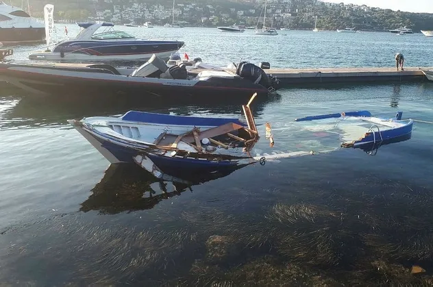 Gazetecilere çarpan kaptanın ifadesi ortaya çıktı! Tekneyi 2-3 mil ötedeyken görmüş