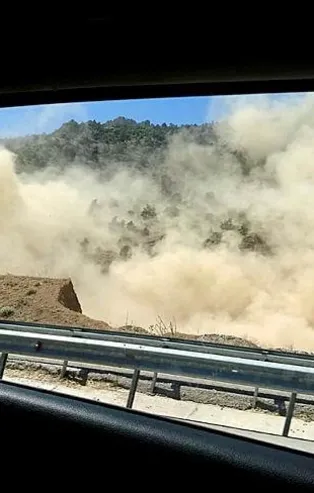 Denizli Bozkurt'ta deprem! Depremin meydana geldiği andan dehşet görüntüler kamerada