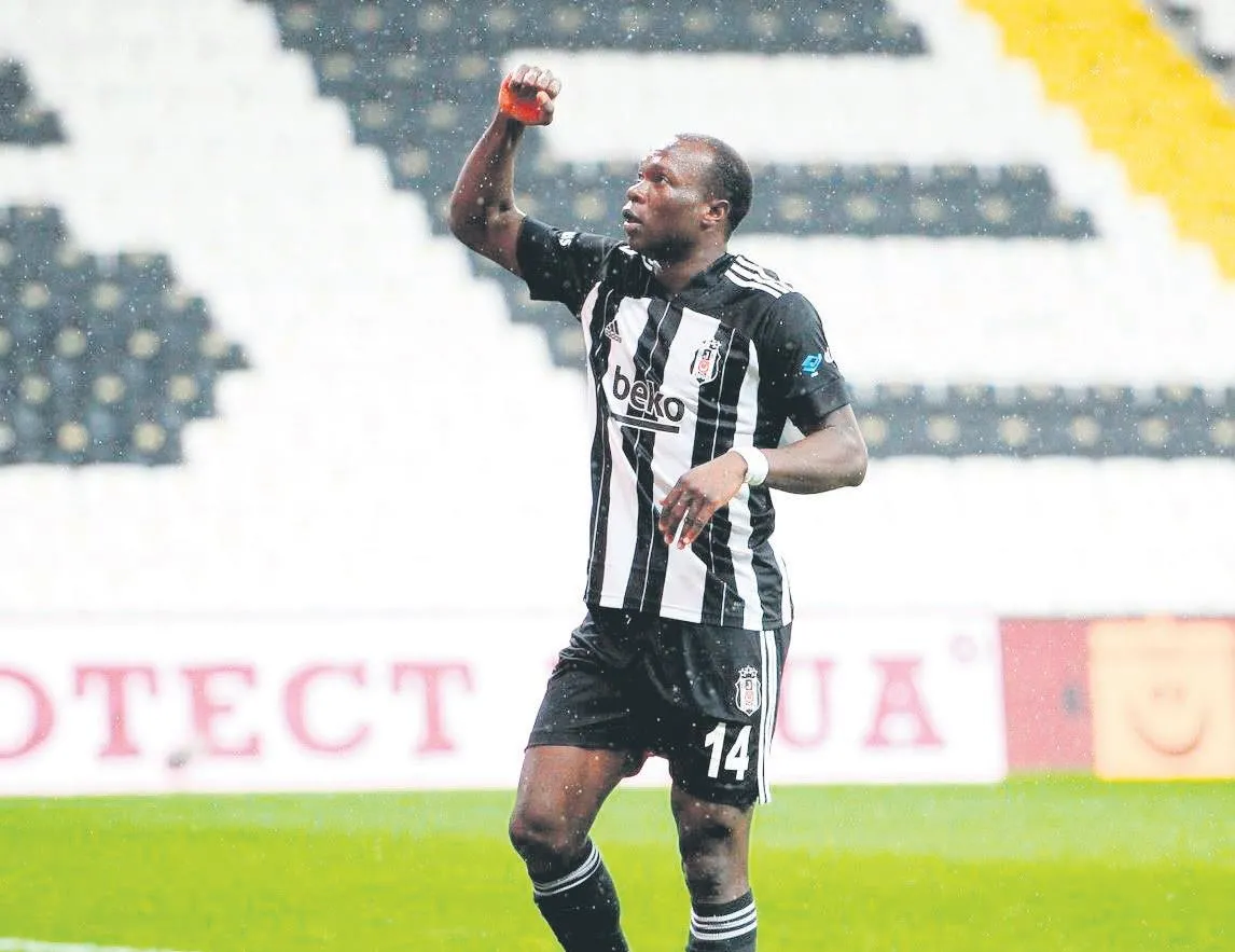 Aboubakar imza için geliyor