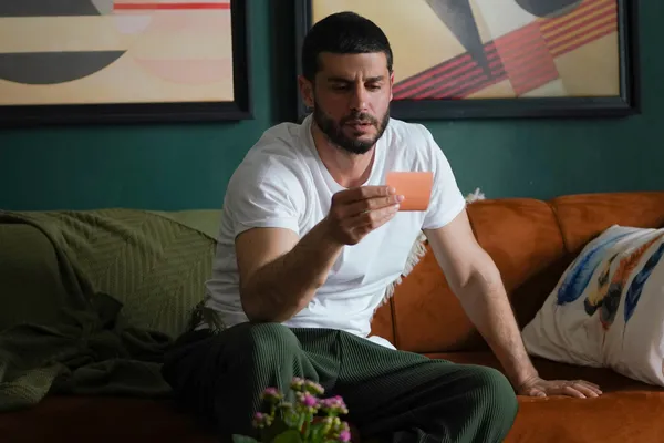 firat-gercekleri-ogrendi-bir-kucuk-gun-isigi-30-bolum-2-fragmani-yayinlandi-ben-senin-baban-degilim-1681471092914.jpg Fırat gerçekleri öğrendi! Bir Küçük Gün Işığı 30. bölüm 2. fragmanı yayınlandı: “Ben senin baban değilim...”-5