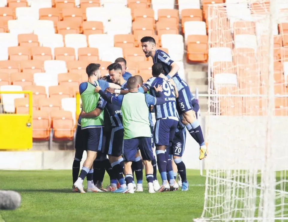 Adana Demir gümbür gümbür