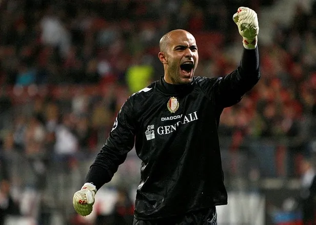 Fenerbahçe'de Sinan Bolat harekatı başlıyor! Milli mesai sonrası düğmeye basılacak-5