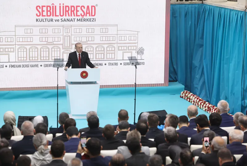 Son dakika: Başkan Erdoğan'dan çocuklarımızı hedef alan LGBT'cilere tepki: Sapkın adımları boşa çıkaracağız-7