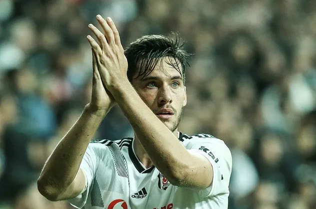 Galatasaray’a attığı golle yıldızı parlayan Umut Nayir iddialı konuştu: Baba Hakkı'dan sonra 2. avukat olacağım