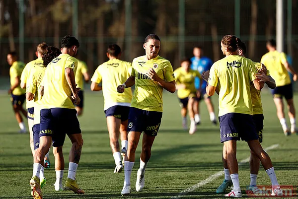Fenerbahçe'ye dev teklif! Yıldız isim rekor bedelle gidecek - 1
