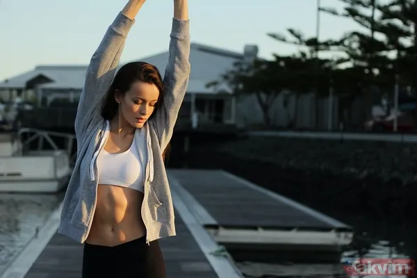 Salatalık & Zencefil Bombası 🥒🔥 1 Litre Suya 1 Salatalık, 1 Tatlı Kaşığı Rendelenmiş Zencefil Ve Birkaç Limon Dilimi Ekleyin. Metabolizmanızı Hızlandırır.