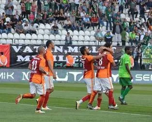 Galatasaray umutlarını son haftaya taşıdı!