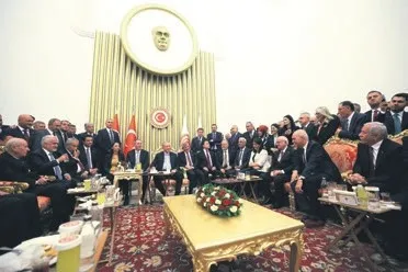 Özel’i çıldırtan fotoğraf