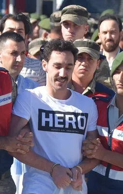 Tek tip giydirmezsen FETÖ'cü hain de bunu giyer