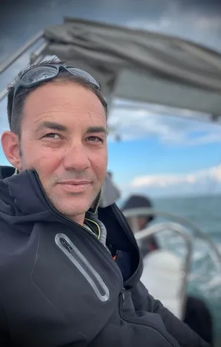 Atilla Gökova kimdir?