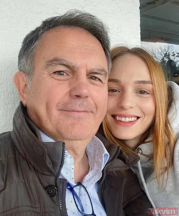 Emre Altuğ babasını toprağa verdi eski eşi Çağla Şıkel ve annesi Asuman Şıkel yalnız bırakmadı! Çağla Şıkel: "Tuncer Amcam… Dedemiz…" - 35