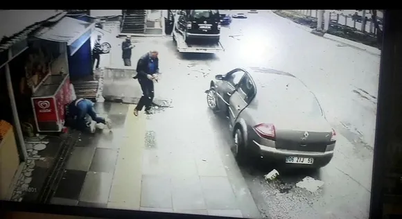 Ankara'da yaşanan inanılmaz kaza saniye saniye kameralara yansıdı-2