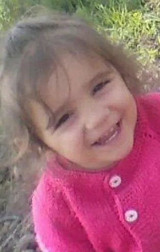 Kovid-19'a yakalanan 3 yaşındaki Defne Özçelik hızla iyileşiyor