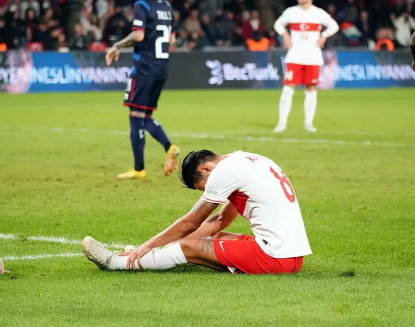 cok-gucumuze-gitti-turkiye-luksemburg-ile-3-3-berabere-kaldi-tarihimizde-ilk-kez-1663924475127.jpg Çok 'güç'ümüze gitti: Türkiye Lüksemburg ile 3-3 berabere kaldı! Tarihimizde ilk kez-3