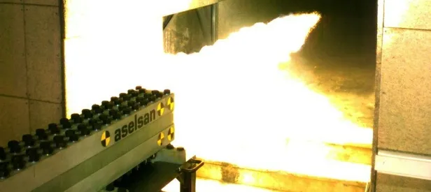 Elektromanyetik Top Sistemi görücüye çıkıyor