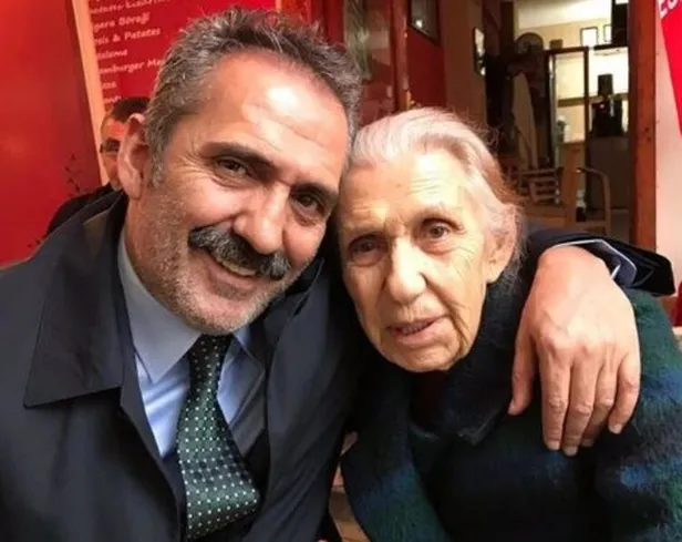 Yavuz Bingöl'ün acı kaybı! 56 yaşındaki Yavuz Bingöl'ün kardeşi Fatma Efsun Pul hayatını kaybetti...-4