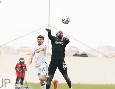 Lidere Ümraniye darbesi