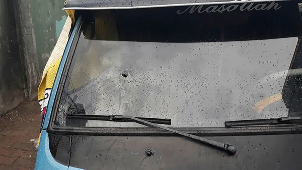 istanbulda-aci-olay-iki-aile-arasinda-kavga-cikti-11-yasindaki-cocuk-hayatini-kaybetti-1580812360566.jpg İstanbul'da acı olay! İki aile arasında kavga çıktı 11 yaşındaki çocuk hayatını kaybetti-1