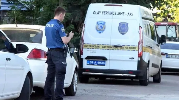 Tekirdağ'da dehşet evi! Tartıştığı eski nişanlısını bıçakla öldürdü-1