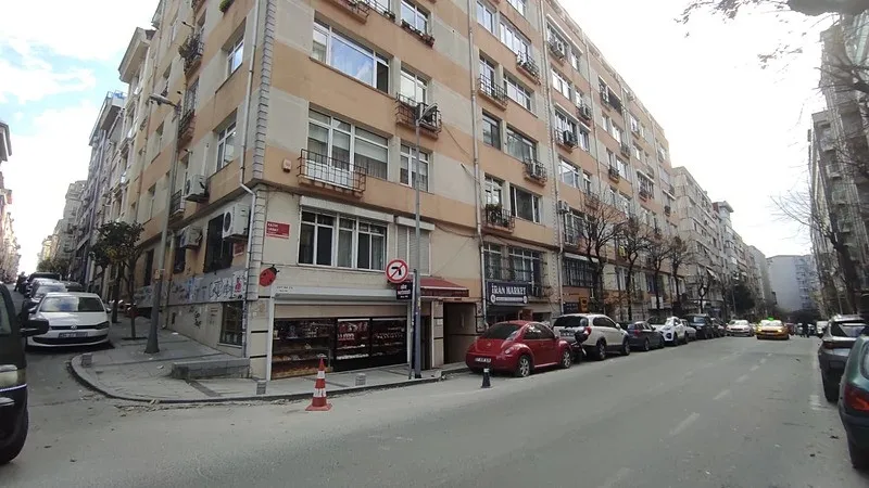 Yönetmen Yüce’yi kargo tuzağıyla kurşunladılar! Saldırganların kaçış anı kamerada-6