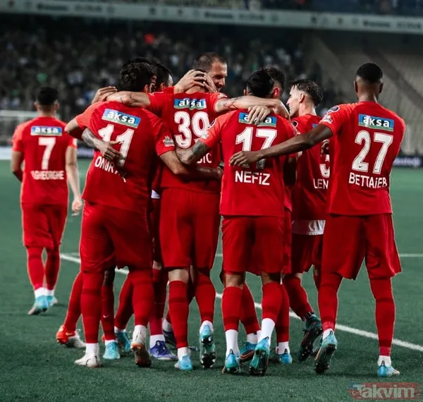 Spor yazarlarından Fenerbahçe - Ümraniyespor maçı değerlendirmesi! - 32