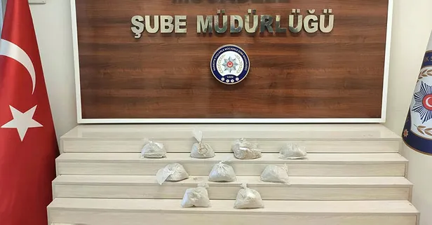 Van'da arpa çuvallarında 4,5 kilo eroin çıktı!