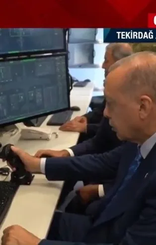 Canlı yayında tarihi an! Bayraktar Akıncı TİHA havalandı Başkan Erdoğan kontrol odasına girdi
