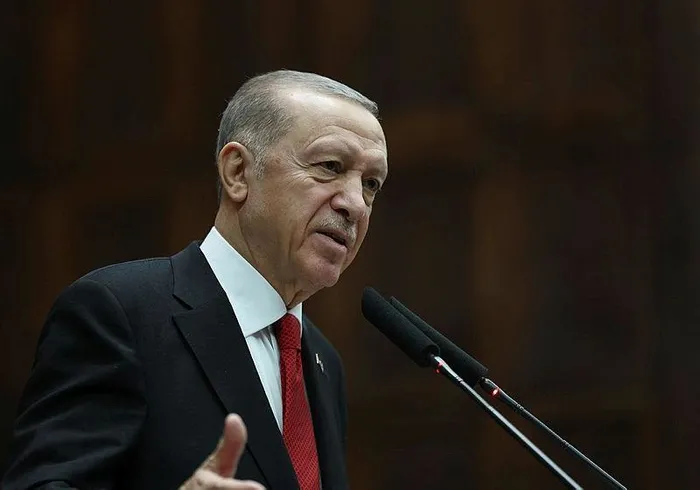 son-dakika-calisan-emeklilere-5-bin-tl-ikramiye-onerge-tbmmye-geldi-1701268010312.jpeg Son dakika: Çalışan emeklilere 5 bin TL ikramiye! Teklif Plan ve Bütçe Komisyonu'nda kabul edildi-4