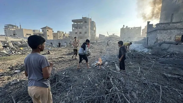 canli-takip-katil-israil-el-ehli-baptist-hastanesini-hedef-aldi-cok-sayida-sivil-sehit-oldu-3-gunluk-milli-yas-1697643493164.jpeg CANLI TAKİP | Katil İsrail El-Ehli Baptist Hastanesi'nden sonra bir okulu hedef aldı-19