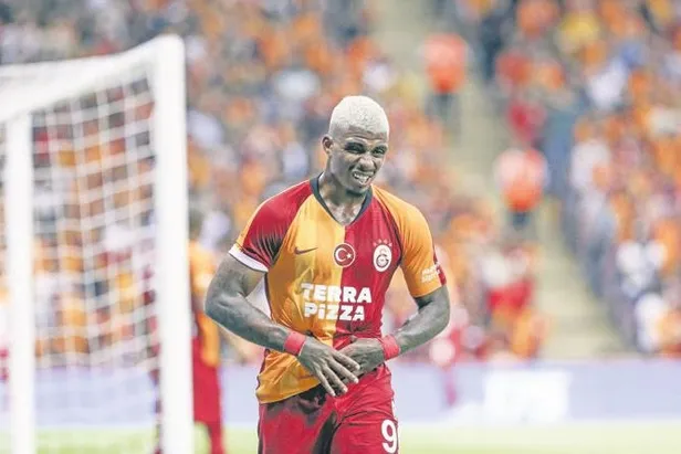 Galatasaray'da Ömer Bayram sınıfı geçti - 1