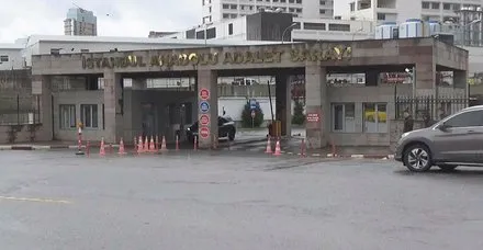 Son dakika: Anadolu Adalet Sarayı'nda güvenlik görevlileri arasında silahlı kavga