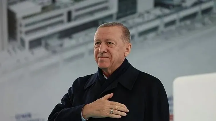 ▶️ Başkan Erdoğan müjdeyi verdi: "35 bin sağlık personeli alınacak"