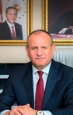 Düzce Belediye Başkanı'ndan flaş istifa