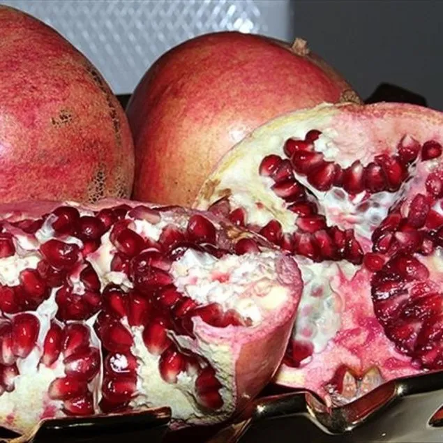 Ağrılara nar suyu