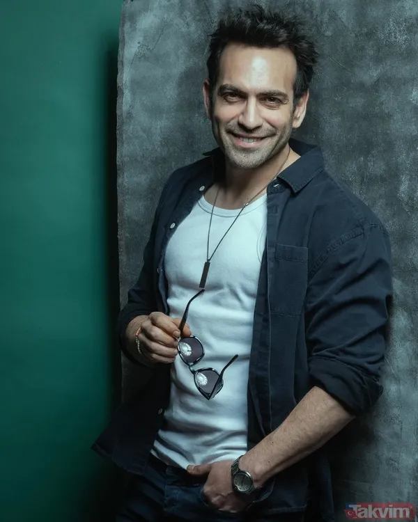 Acı Tatlı Ekşi’nin yıldızı Buğra Gülsoy’un gözlerden uzak tuttuğu oğluna bakın! “Hangi ara bu kadar büyüdü” Özge Özpirnçci’nin partneri... - 16