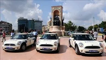 Ülkelerin kullandığı polis arabaları