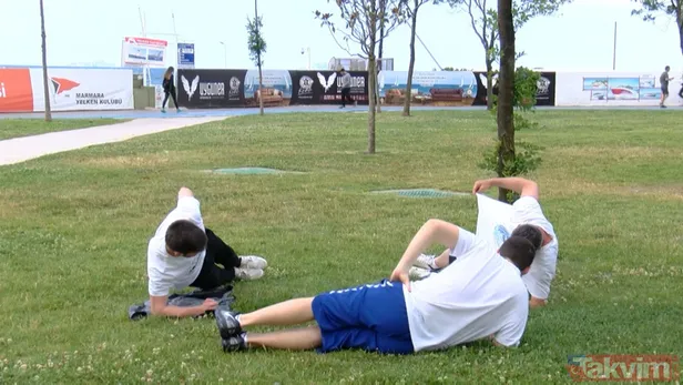 Kısıtlamasız ikinci hafta sonunda Caddebostan Sahili'nde dikkat çeken kalabalık