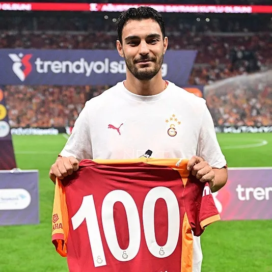 Kaan Ayhan’a özel forma