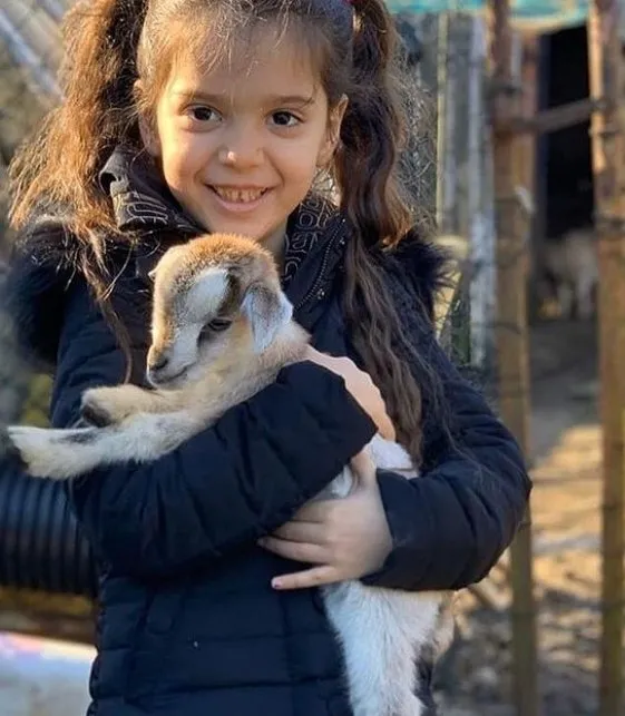 13 yıllık büyük aşk! EDHO'nun yıldızı Ceren Benderlioğlu'ndan Emir Benderlioğlu’yla çekirdek aile paylaşımı! İlk yorum Esra Erol’un kardeşinden... - 78