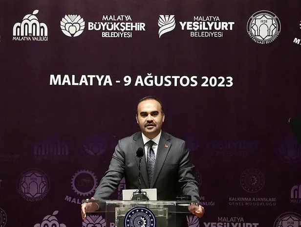 bakan-mehmet-fatih-kacir-deprem-bolgesi-icin-atilan-adimlari-duyurdu-kobilerin-2023-yili-borclari-silindi-acil-1691575721234.jpeg