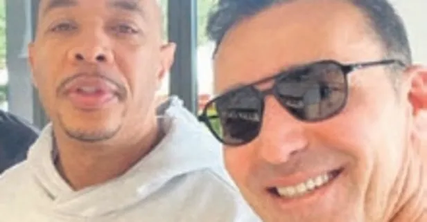 mustafa sandal dan timbaland ile efsane poz takvim