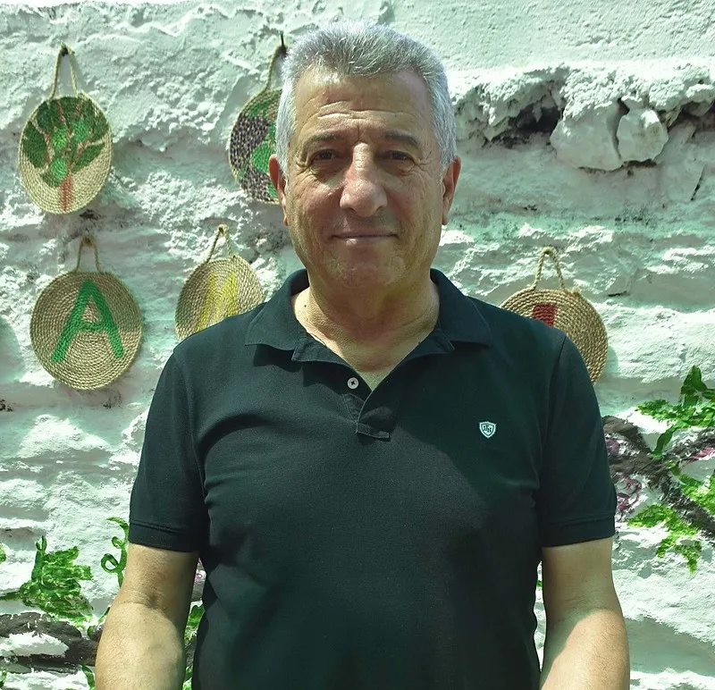 guzelbahcedeki-iskan-oyunu-fotograflarda-whatsapp-yazismalari-ve-ses-kaydi-ortaya-cikti-1779797729940.jpeg Güzelbahçe'deki iskan oyunu fotoğraflarda | WhatsApp yazışmaları ve ses kaydı ortaya çıktı-3