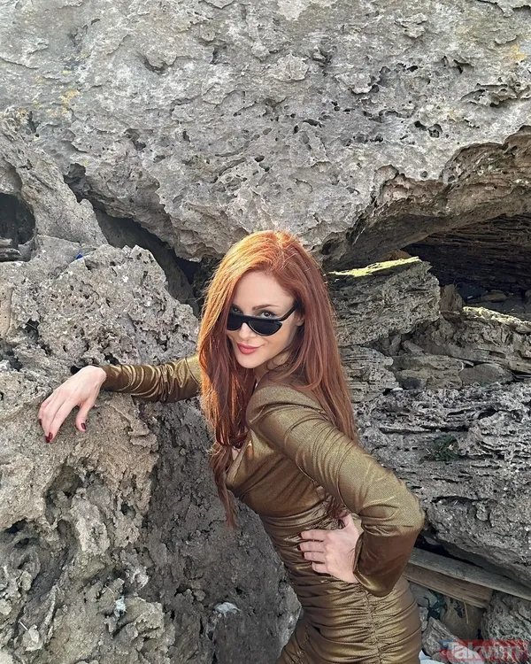 Mine Tugay’dan iddialı hareket! Eksi 45 derece kabine kendini kapatıp siyah mayosuyla koşturdu! Cesur paylaşımı sosyal medyayı salladı - 25