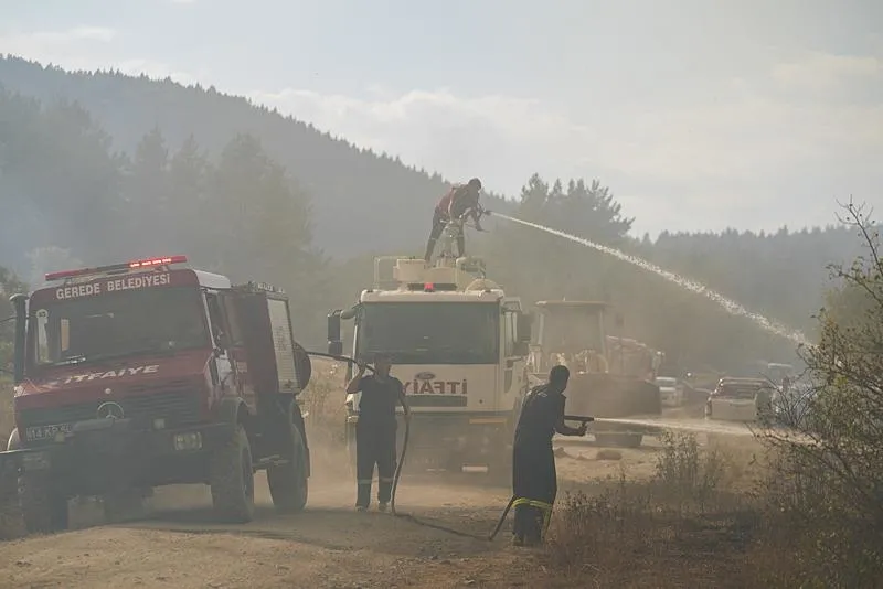 Ankara'da başladı Bolu'ya sıçradı! Gerede'deki orman yangını kontrol altına alındı-15