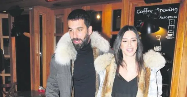 aslihan dogan turan arda yazan